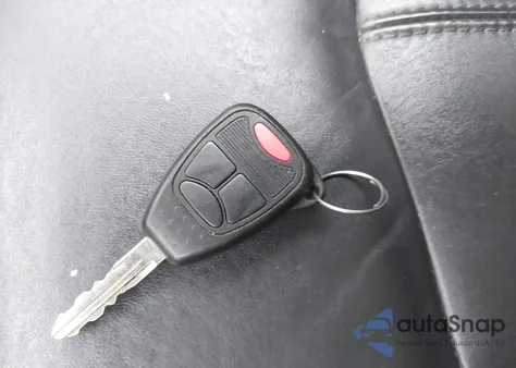 2010 Chrysler Sebring Limited из США, поврежденный, VIN 1C3CC5FBXAN205327